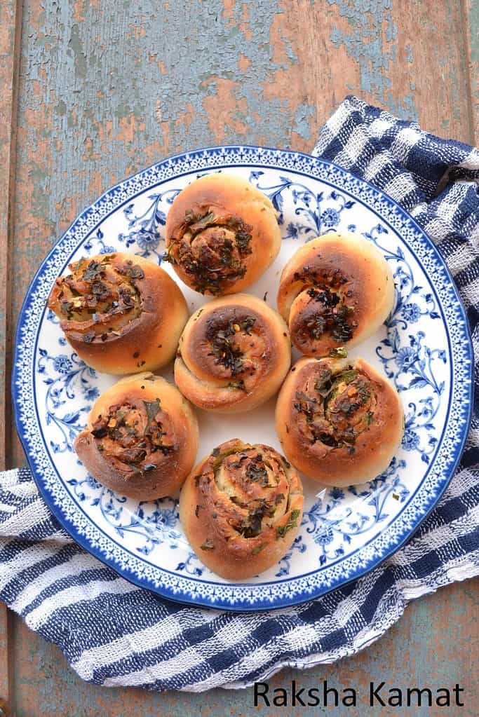 Garlic Bread Rolls