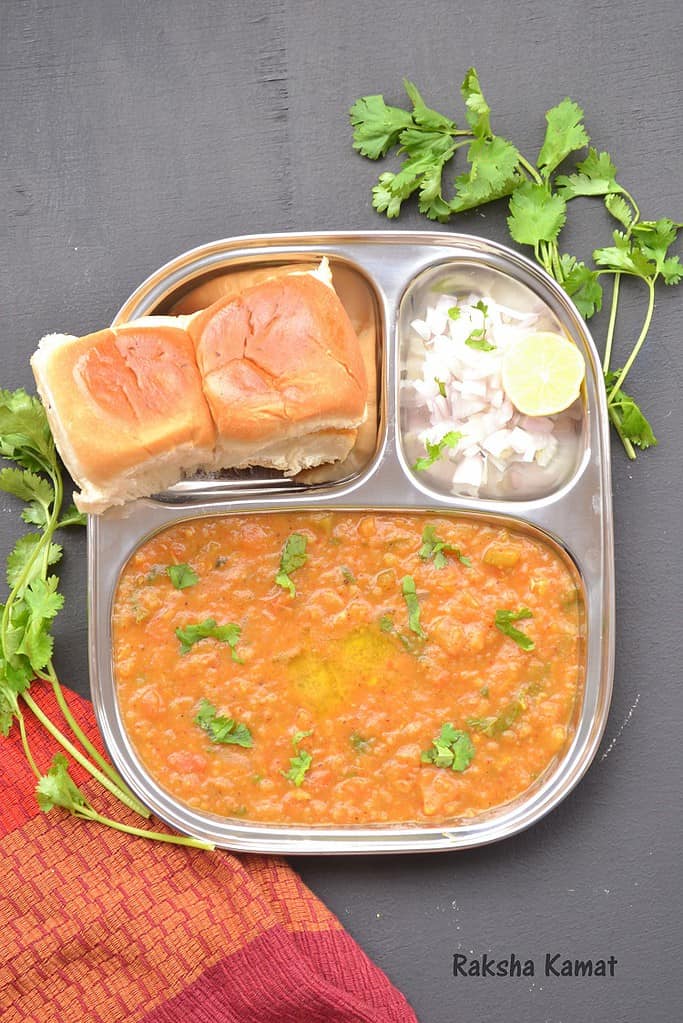 Bombay Pav Bhaji, pav bhaji, Mumbai street food, Mumbai pav bhaji, street food, Indian mashed potato curry, Mashed potato bhaji, Street food from Mumbai, Popular Indian street food, Pav bhaji made on Tava, Mashed potatoes Indian style, Masala mashed potatoes, Snacks recipes, breakfast recipes, Mashed vegetables curry