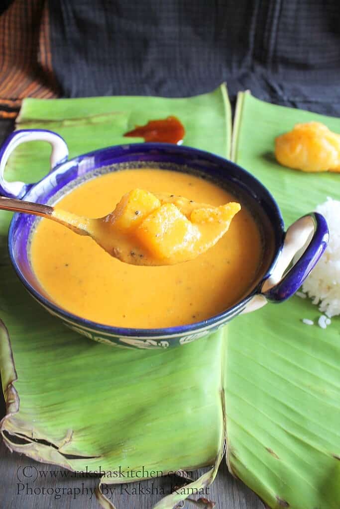 Amlechi Uddamethi | Goan raw mango curry