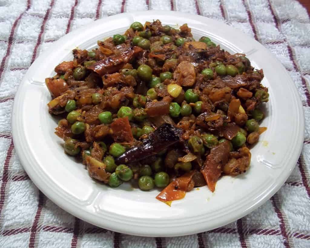 Shrimp With Green Peas Stir Fry