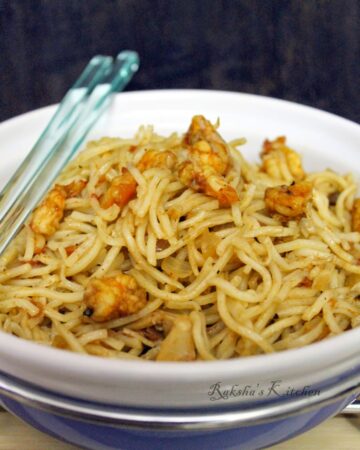 Hakka Noodles With Shrimps