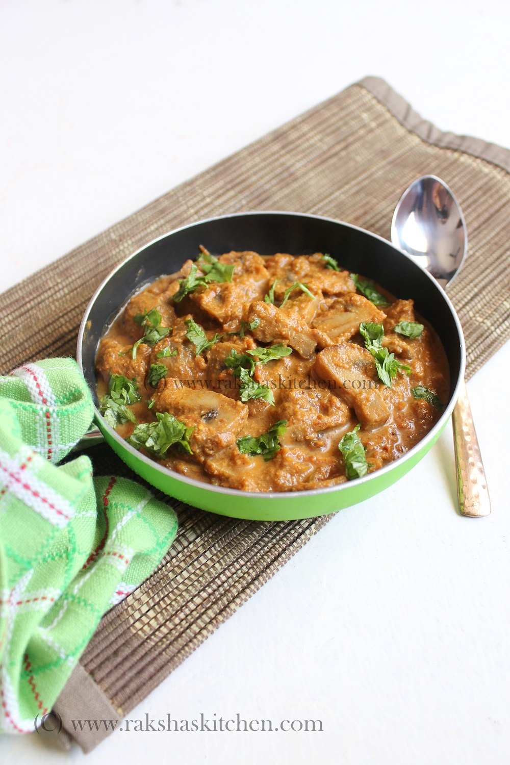 mushroom xacuti or mushroom tonak