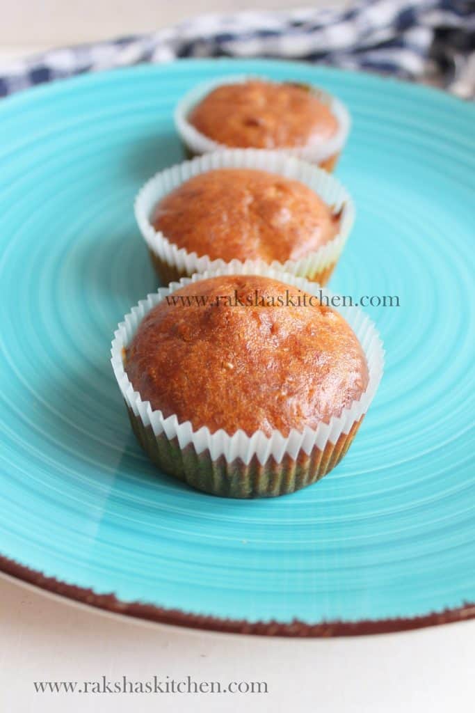 Banana muffins whole wheat eggless