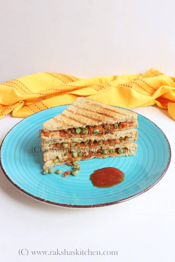 carrot sandwich with peas