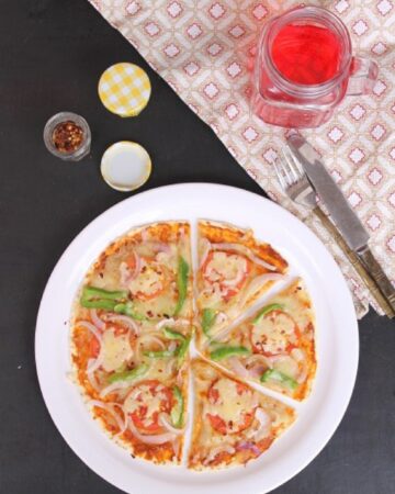 Easy tortilla pizza