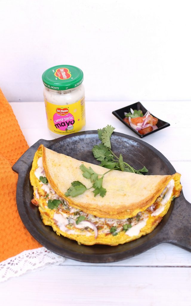 Egg Dosa With Mayo