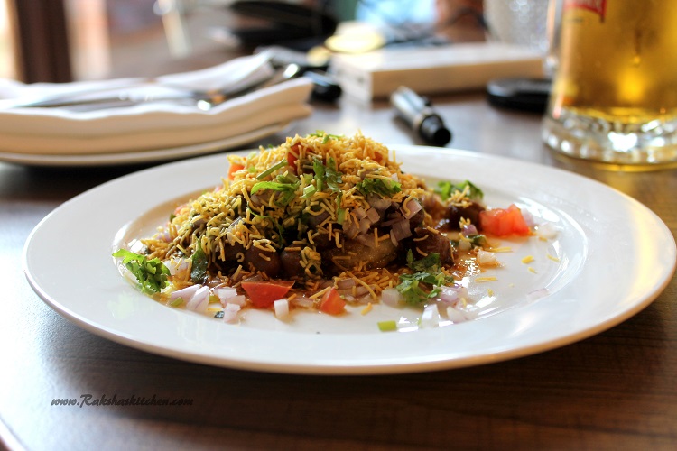 Aloo Tikki Chaat