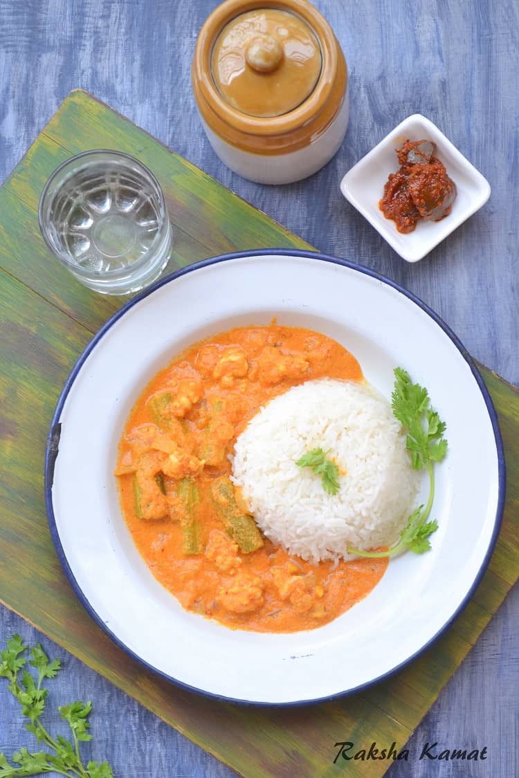 Goan prawns curry with drumsticks, Goan prawns curry, drumstick and prawns recipe