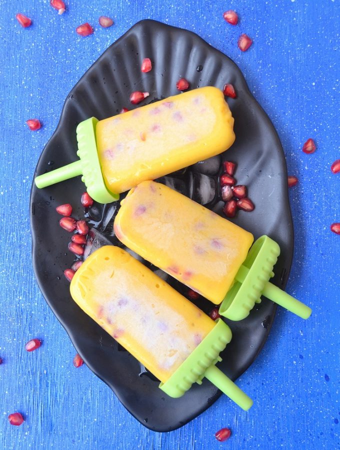 Mango pomegranate popsicle, mango recipe, mango popsicle, popsicles for kids