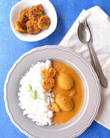 Goan prawn curry with hog plum