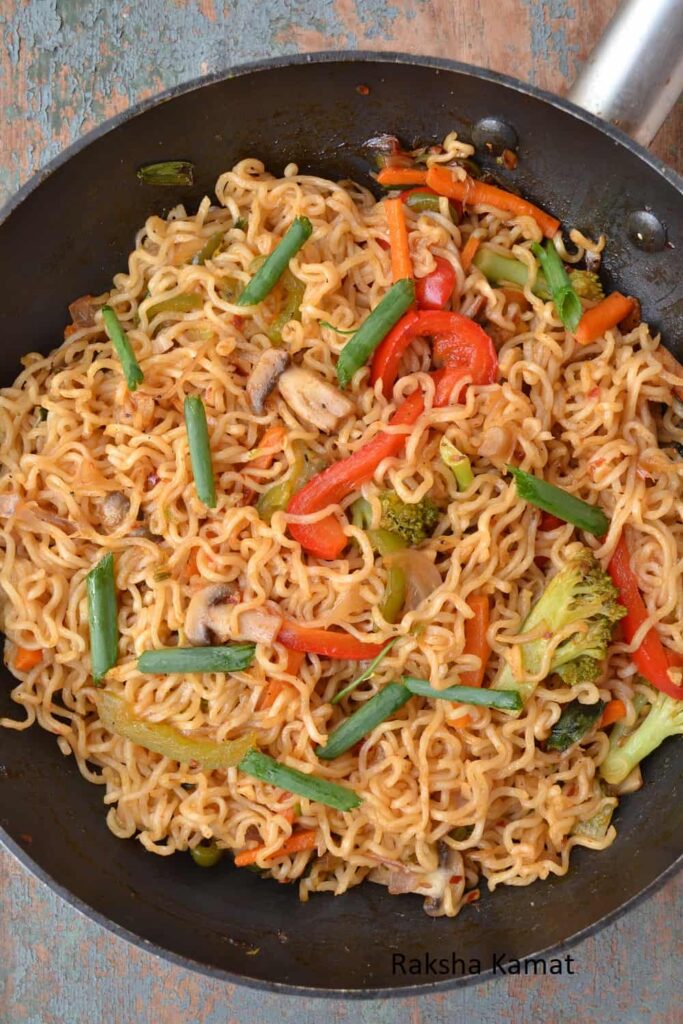 veg ramen noodles stir fry