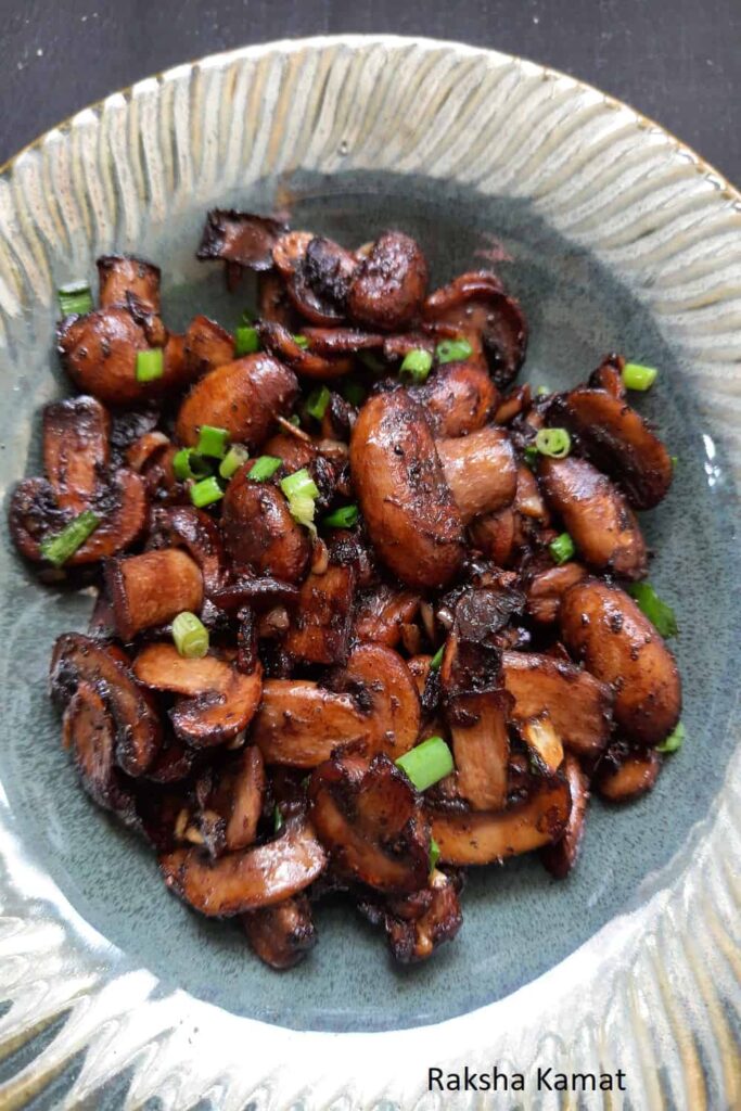 Butter Garlic Mushroom With Soy Sauce - Raksha's Kitchen